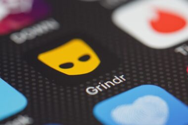 Grindr pagará millonaria cifra por compartir el estado de VIH de sus usuarios