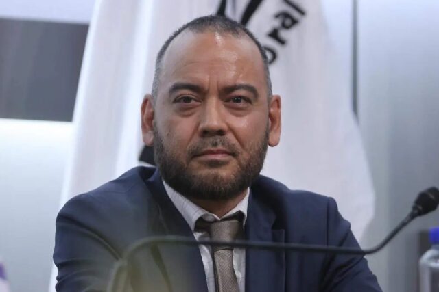 INE nombra a Roberto Carlos Félix como encargado de su Secretaría Ejecutiva