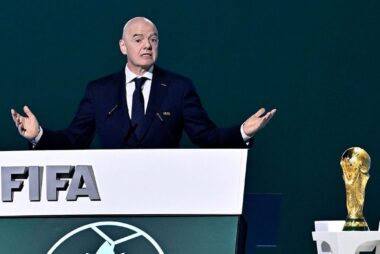 UEFA y Concacaf quieren que FIFA entregue 10 millones a sus 211 miembros