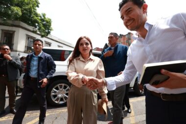 Grecia Quiroz denuncia supuesto plan para encarcelarla