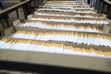 Aseguran 60 toneladas de cigarros en Huixquilucan